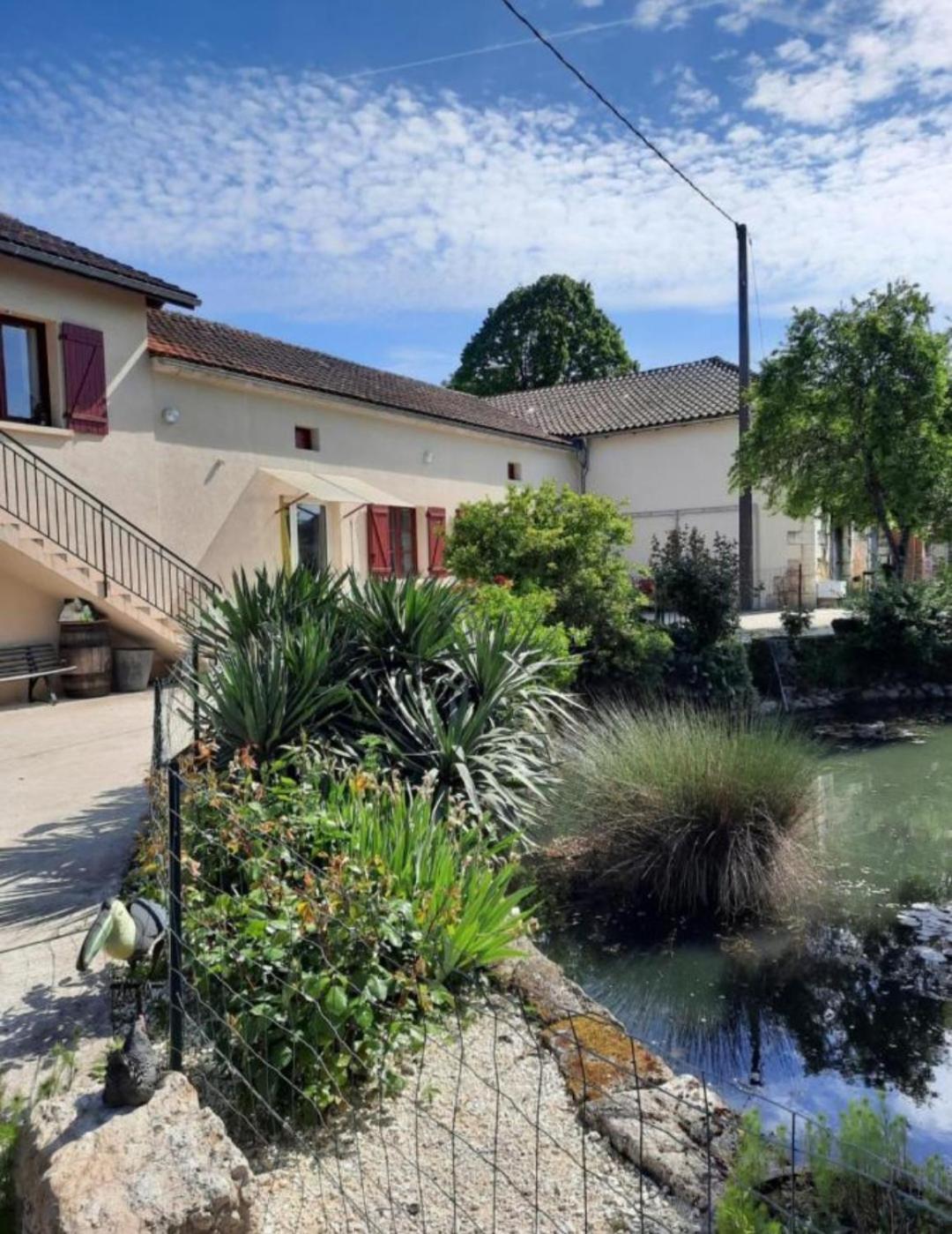 Charmant Logement Entier A La Campagne Sencenac-Puy-de-Fourches Exterior photo